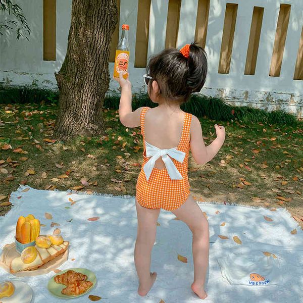 jumpsuit 2020 summer new korean children's fashion strap for girls, White;black
jumpsuit 2020 summer new korean children's fashion strap for girls, White;black