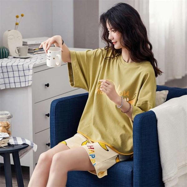 summer suit with shorts home suit cotton women's homewear cartoon shorts set summer sleepwear loose atoff home clothes 210928, Black;red
summer suit with shorts home suit cotton women's homewear cartoon shorts set summer sleepwear loose atoff home clothes 210928, Black;red