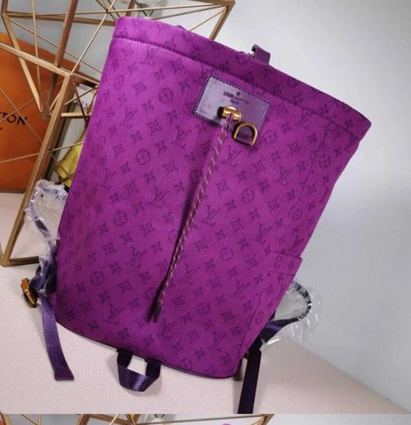 leather large backpacks brand single m44617 new designer capacity 2020 spring luxury fashion shows oxidized city business totes messenger or
leather large backpacks brand single m44617 new designer capacity 2020 spring luxury fashion shows oxidized city business totes messenger or