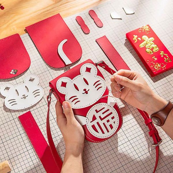 bag parts & accessories lucky mouse rat bull pu material set for phone handbag diy sewing gift, Black
bag parts & accessories lucky mouse rat bull pu material set for phone handbag diy sewing gift, Black