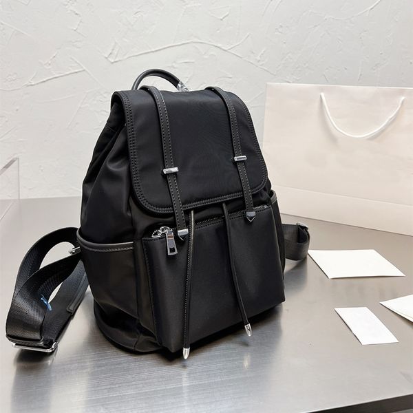 classic designer handbag backpack style high-quality nylon casual fashion brand tote bag high-capacity five styles different colors with ori
classic designer handbag backpack style high-quality nylon casual fashion brand tote bag high-capacity five styles different colors with ori