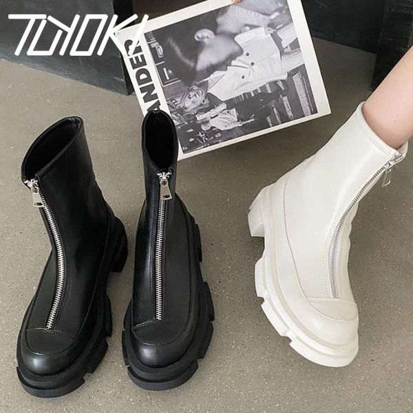 boots tuyoki ankle woman real leather winter shoes thick bottom fashion warm short footwear size 34-42, Black
boots tuyoki ankle woman real leather winter shoes thick bottom fashion warm short footwear size 34-42, Black