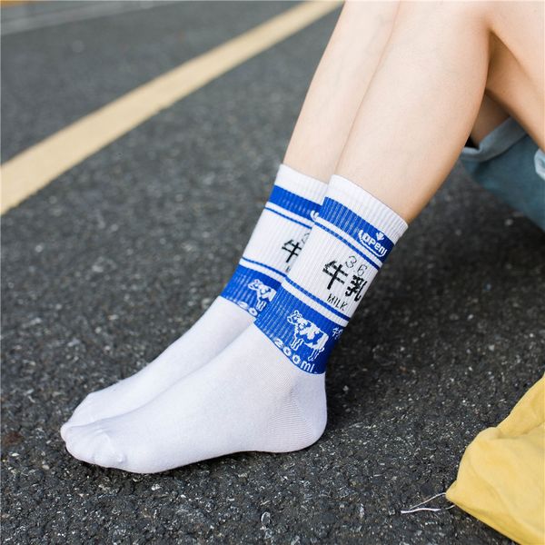 autumn and winter cotton women' tube milk strawberry lovely college style street stockings personalized sports socks, Red;black
autumn and winter cotton women' tube milk strawberry lovely college style street stockings personalized sports socks, Red;black