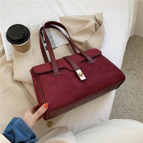 evening bags vintage large armpit bag 2021 winter high-quality matte pu leather women's designer handbag high capacity shoulder
evening bags vintage large armpit bag 2021 winter high-quality matte pu leather women's designer handbag high capacity shoulder
