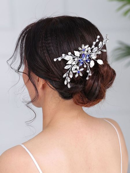 Wedding Hair Accessories Blue Hair comb Casual Headpieces Chic Fascinators Rhinestone Headwear Bridal head jewelry for women
Wedding Hair Accessories Blue Hair comb Casual Headpieces Chic Fascinators Rhinestone Headwear Bridal head jewelry for women