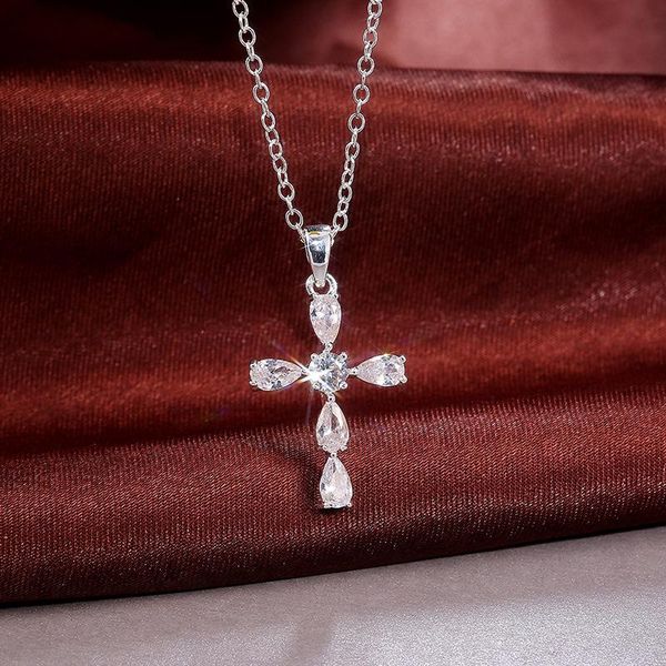pendant necklaces bling zirocn stone silver color cross long chain necklace for women fashion jewelry 2021 gift
pendant necklaces bling zirocn stone silver color cross long chain necklace for women fashion jewelry 2021 gift