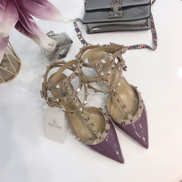 2021 good quality fashion women luxurys designers shoes designer sandals womens luxury high heels sandal dress shoess with box size 35-41 -h, Black
2021 good quality fashion women luxurys designers shoes designer sandals womens luxury high heels sandal dress shoess with box size 35-41 -h, Black