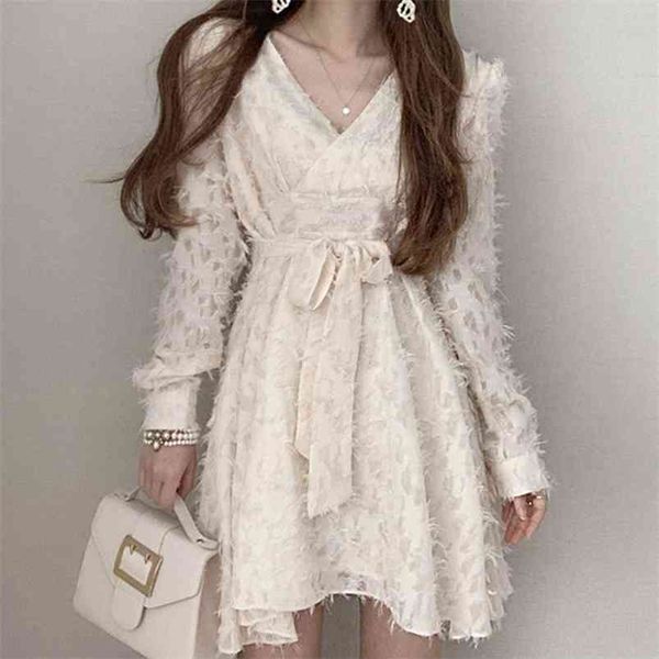 spring autumn temperament gentle v-neck cross three-dimensional tassel lace-up waist bowknot short dress uk882 210507, Black;gray
spring autumn temperament gentle v-neck cross three-dimensional tassel lace-up waist bowknot short dress uk882 210507, Black;gray