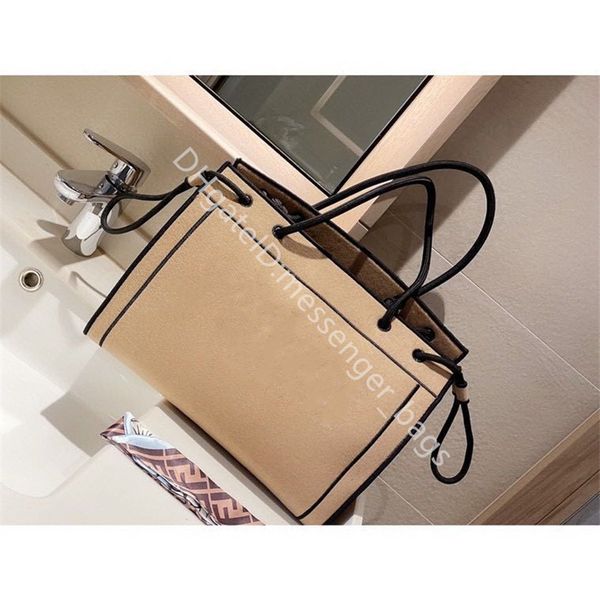 2021 ss lady fashion handbags plain genuine leather classic retro all-match simplicity flap bags casual totes
2021 ss lady fashion handbags plain genuine leather classic retro all-match simplicity flap bags casual totes