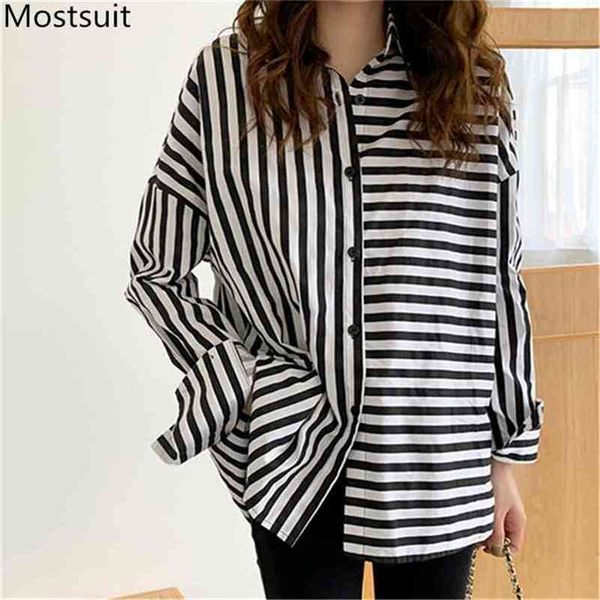 korean striped oversized shirts blouses women long sleeve turn-down collar vintage fashion casual female blusas 210513, White
korean striped oversized shirts blouses women long sleeve turn-down collar vintage fashion casual female blusas 210513, White