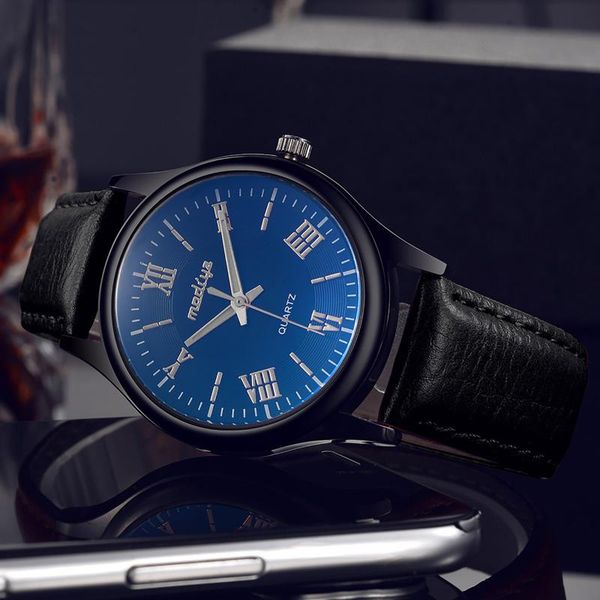 wristwatches luminous quartz watch men ladies 2021 business leather strap for casual watchwrist gift zegarek damski drop ship, Slivery;brown
wristwatches luminous quartz watch men ladies 2021 business leather strap for casual watchwrist gift zegarek damski drop ship, Slivery;brown
