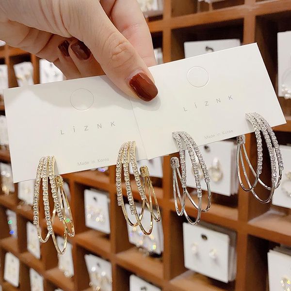 hoop & huggie earrings 2021 trendy paired things big luxury round star jewelry with stone for women, Golden;silver
hoop & huggie earrings 2021 trendy paired things big luxury round star jewelry with stone for women, Golden;silver