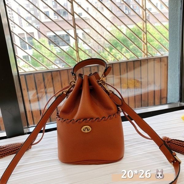 wholesale 21 new charlie bucket portable one shoulder messenger bag luxurys designers bag yw
wholesale 21 new charlie bucket portable one shoulder messenger bag luxurys designers bag yw