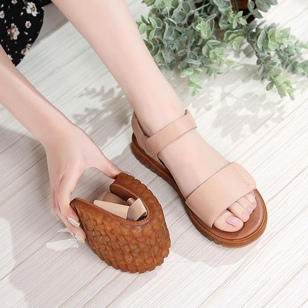 women shoes sandals summer genuine leather cow muscle cross-strap casual flat with big size 7.5 black white solid ladies
women shoes sandals summer genuine leather cow muscle cross-strap casual flat with big size 7.5 black white solid ladies