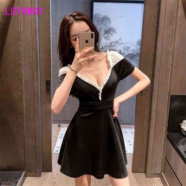 ldyrwqy night low-cut v-neck slim fit hip dress knee-length regular v-neck winter polyester 210603, Black;gray
ldyrwqy night low-cut v-neck slim fit hip dress knee-length regular v-neck winter polyester 210603, Black;gray