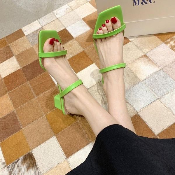 dress shoes summer brand simple thick-soled high-heeled slippers women's word heel open toe fashion high heels comfortable, Black
dress shoes summer brand simple thick-soled high-heeled slippers women's word heel open toe fashion high heels comfortable, Black