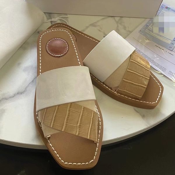 2021 spring new ladies classic fashion all-match lady sandals individual design square toe flat female slippers trendy, Black
2021 spring new ladies classic fashion all-match lady sandals individual design square toe flat female slippers trendy, Black