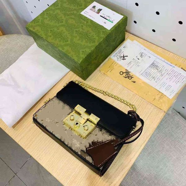 2021g home camera 1955 saddle moonlight treasure box chain single shoulder messenger bag original cake bag full package
2021g home camera 1955 saddle moonlight treasure box chain single shoulder messenger bag original cake bag full package
