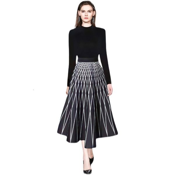 2021 autumn winter suit age reduced high-end women's fashion show slim bottomed sweater printed skirt, Black;gray
2021 autumn winter suit age reduced high-end women's fashion show slim bottomed sweater printed skirt, Black;gray