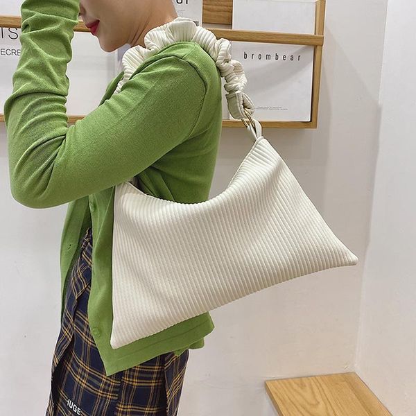 evening bags fashion solid color ladies handbag 2021 summer women's shoulder bag brand designer girl's pleated armpit shopping pur
evening bags fashion solid color ladies handbag 2021 summer women's shoulder bag brand designer girl's pleated armpit shopping pur