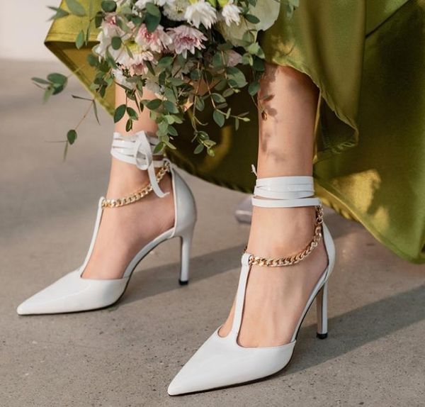 sandals european and american temperament super high heels women's summer fashion pointed toe stiletto strap metal chain hollow cap, Black
sandals european and american temperament super high heels women's summer fashion pointed toe stiletto strap metal chain hollow cap, Black