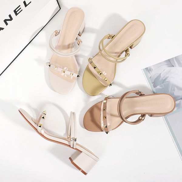 fu no. one line rivet summer 2021 high-heeled sandals thick heels fashion huidong women's sho, Black
fu no. one line rivet summer 2021 high-heeled sandals thick heels fashion huidong women's sho, Black