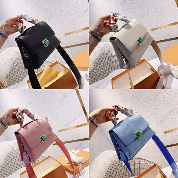 2023 handbag classic fashion personalized leather famous designer fashion female oblique cross shoulder bag wholesale
2023 handbag classic fashion personalized leather famous designer fashion female oblique cross shoulder bag wholesale