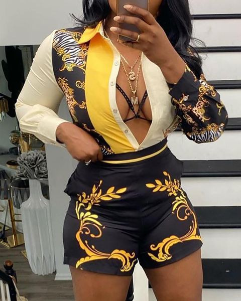women's tracksuits 2021 vintage print button front shirt & skinny short pants summer lady clothing 2 pieces set, Gray
women's tracksuits 2021 vintage print button front shirt & skinny short pants summer lady clothing 2 pieces set, Gray
