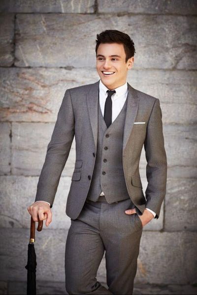 men's suits & blazers (jacket+pants+vest) fall winter gray 3 piece groom tuexdos for wedding formal prom suit party evening blazer cust, White;black
men's suits & blazers (jacket+pants+vest) fall winter gray 3 piece groom tuexdos for wedding formal prom suit party evening blazer cust, White;black