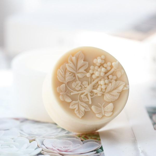 grape flower vine handmade soap silicone mold diy molds for making cake decorating tools bathroom supplies craft
grape flower vine handmade soap silicone mold diy molds for making cake decorating tools bathroom supplies craft