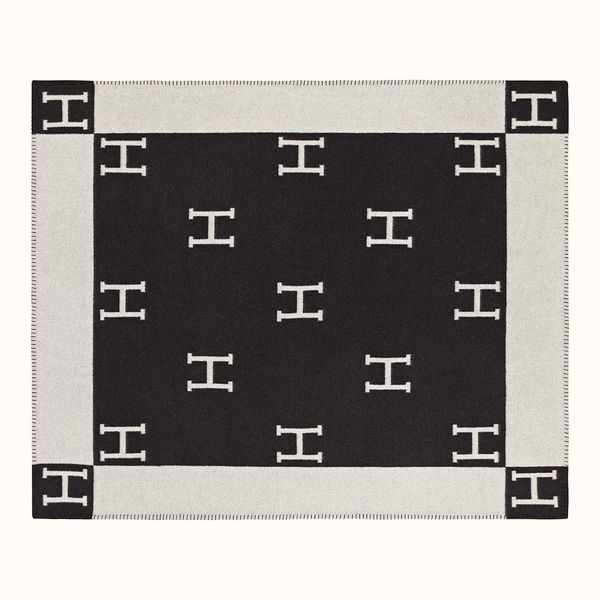 Knitted Fleece Throw Blanket for Sofa Soft Warm Wool Blankets for Home Travel Cashmere Shawl Decor Gifts for Chair (Dark Gray,
Knitted Fleece Throw Blanket for Sofa Soft Warm Wool Blankets for Home Travel Cashmere Shawl Decor Gifts for Chair (Dark Gray,