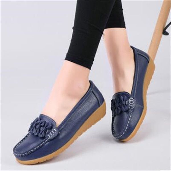 spring and autumn shallow mouth single shoes mid-heel leather shoes dance shoe middle-aged women's bow-knot wedge mother large size sof, Black
spring and autumn shallow mouth single shoes mid-heel leather shoes dance shoe middle-aged women's bow-knot wedge mother large size sof, Black