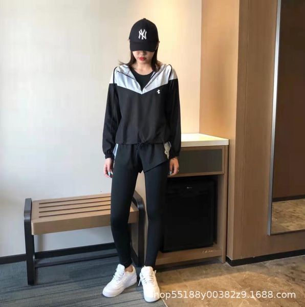 women's tracksuits spring set up yoga fitness leisure five piece suit, Gray
women's tracksuits spring set up yoga fitness leisure five piece suit, Gray