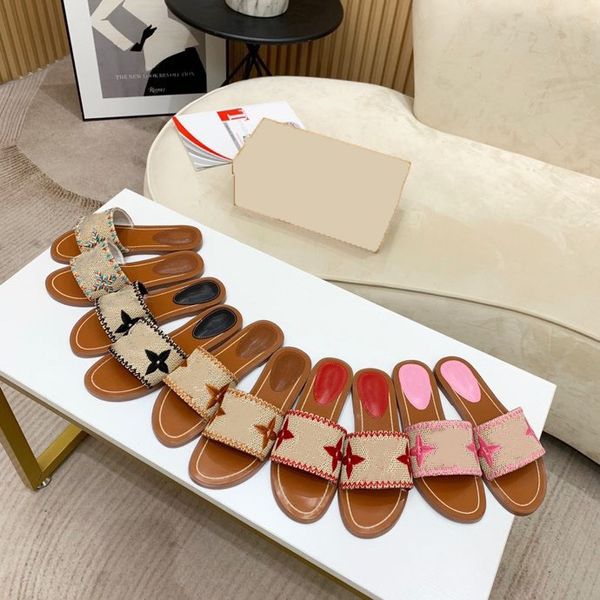 fashionable casual women slippers, classic embroidered flat shoes, simple style retro designers, Black
fashionable casual women slippers, classic embroidered flat shoes, simple style retro designers, Black