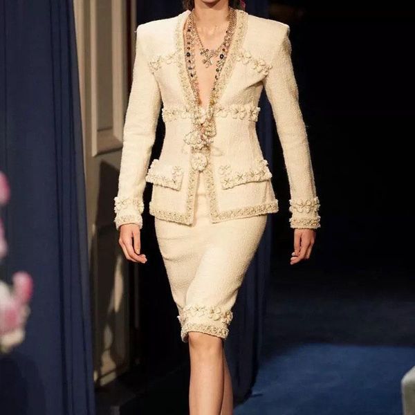 two piece dress elegant 2021 autumn winter suit jacket blazers women set pieces suits runway designers coat midi skirts outfits, White
two piece dress elegant 2021 autumn winter suit jacket blazers women set pieces suits runway designers coat midi skirts outfits, White