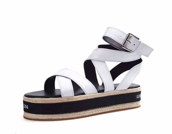 sandals fashion women's casual summer sheep leather beach shoes female peep toe slippers printing woman platform slipper g33060, Black
sandals fashion women's casual summer sheep leather beach shoes female peep toe slippers printing woman platform slipper g33060, Black