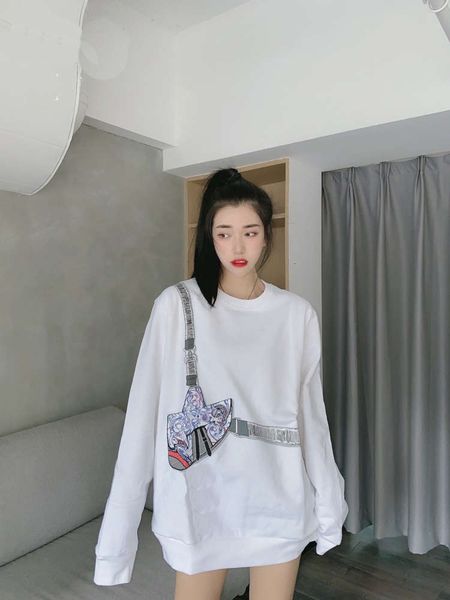 21ss designer fashion brand printing long-sleeved round neck pullover women's pure cotton, Black
21ss designer fashion brand printing long-sleeved round neck pullover women's pure cotton, Black