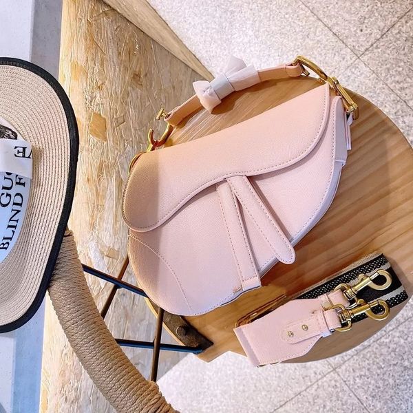 2022 saddle bag handbag trends 2021 small messenger satchel purse black leather women's flap ladies solo double g personalized real gen, Red;black
2022 saddle bag handbag trends 2021 small messenger satchel purse black leather women's flap ladies solo double g personalized real gen, Red;black