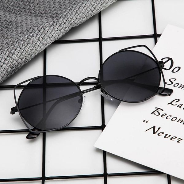 fashion sunglasses frames women 2021 vintage retro man cat eye mirrored flat lenses metal eyeglasses frame c0502, Black
fashion sunglasses frames women 2021 vintage retro man cat eye mirrored flat lenses metal eyeglasses frame c0502, Black