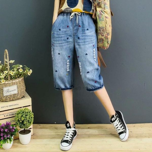 women's jeans arrival summer women vintage ripped shorts embroidery loose casual elastic waist knee length denim, Blue
women's jeans arrival summer women vintage ripped shorts embroidery loose casual elastic waist knee length denim, Blue