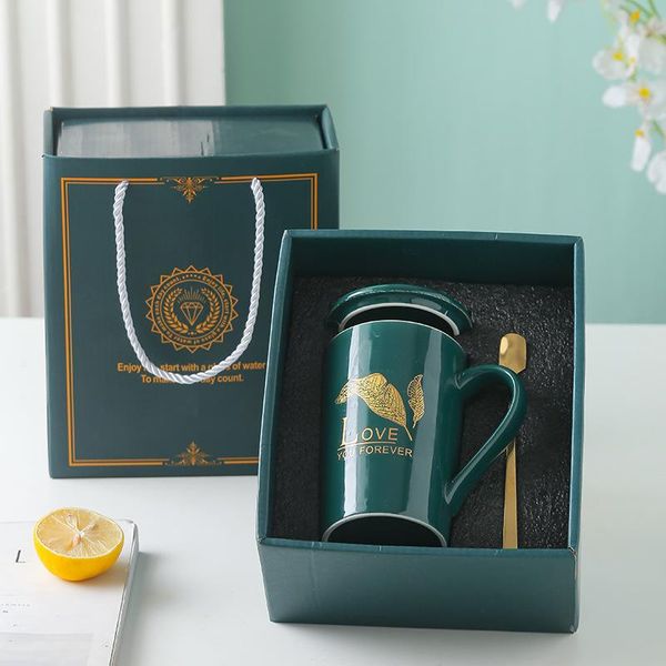 mugs wholesale ceramic water cup event celebration daily mug with lid spoon gift box cute coffee and cups
mugs wholesale ceramic water cup event celebration daily mug with lid spoon gift box cute coffee and cups