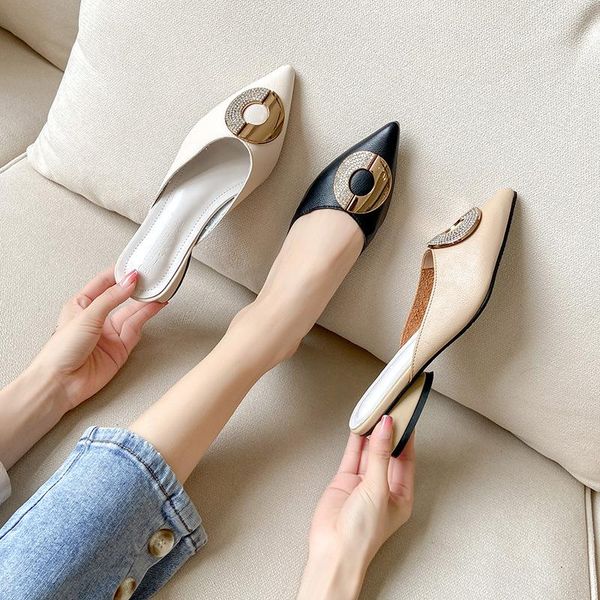 crystal round buckle slippers women pointy quality leather slides shoes low heel solid color mules ladies chunky size43, Black
crystal round buckle slippers women pointy quality leather slides shoes low heel solid color mules ladies chunky size43, Black