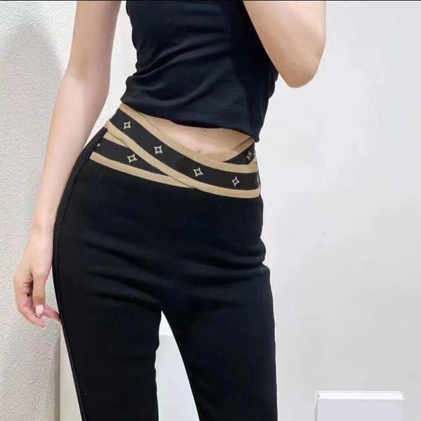 2021 paris fashion designer women's leggings high-end c letter embroidery comfortable soft high stretch tight-fitting sports pants yoga, Black
2021 paris fashion designer women's leggings high-end c letter embroidery comfortable soft high stretch tight-fitting sports pants yoga, Black