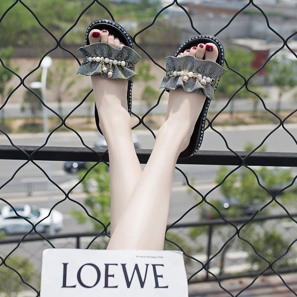 fashionable slippers for outdoor wear in summer 2021, Black 
fashionable slippers for outdoor wear in summer 2021, Black