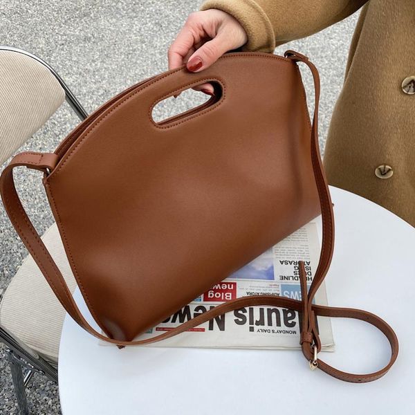 evening bags latest style for women autumn and winter totes bag casual brand large capacity messenger all-match pu leathe
evening bags latest style for women autumn and winter totes bag casual brand large capacity messenger all-match pu leathe