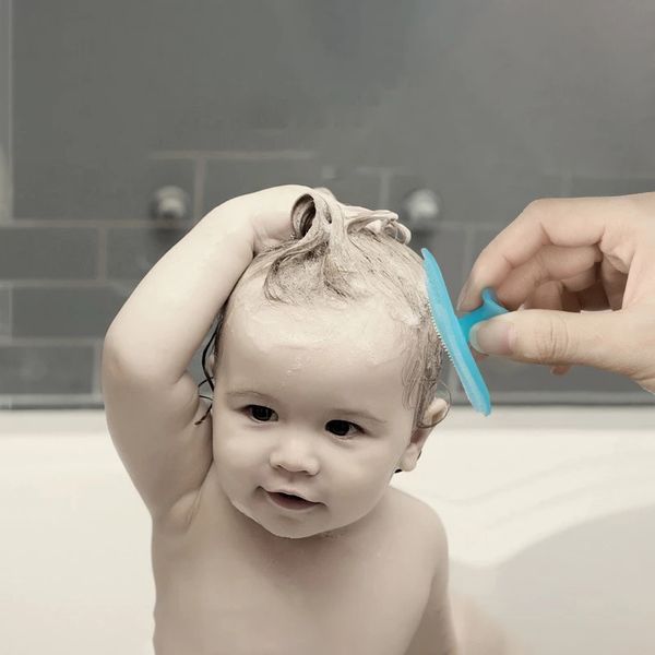 Brush Children Bathing Silicone Bath Brushes Shampoo Soft Massage Comb Kids Washing Hair tool baby care accessories
Brush Children Bathing Silicone Bath Brushes Shampoo Soft Massage Comb Kids Washing Hair tool baby care accessories