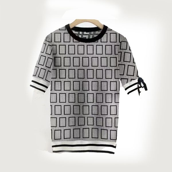woman sweater women's sweaters designer 2022 spring short sleeve round neck knit letter knitted long-sleeved cardigan fashion casual kn, White;black
woman sweater women's sweaters designer 2022 spring short sleeve round neck knit letter knitted long-sleeved cardigan fashion casual kn, White;black