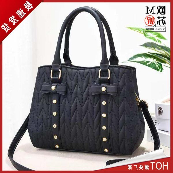 bag handbag pu female mother trade shoulder foreign fashion casual 2021 leather new thccr
bag handbag pu female mother trade shoulder foreign fashion casual 2021 leather new thccr