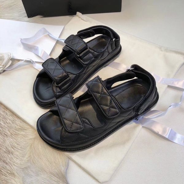 2021 luxury foam runner women sandals designers fashion flip flops soft sheepskin leather flat slides for sports and leisure platform velcro, Black
2021 luxury foam runner women sandals designers fashion flip flops soft sheepskin leather flat slides for sports and leisure platform velcro, Black