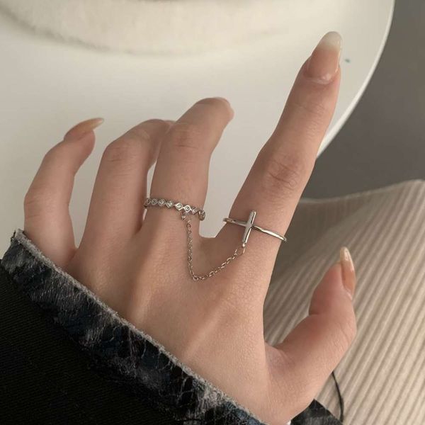 female personality cool wind light luxury niche design exquisite fashion tail set ring, Black
female personality cool wind light luxury niche design exquisite fashion tail set ring, Black
